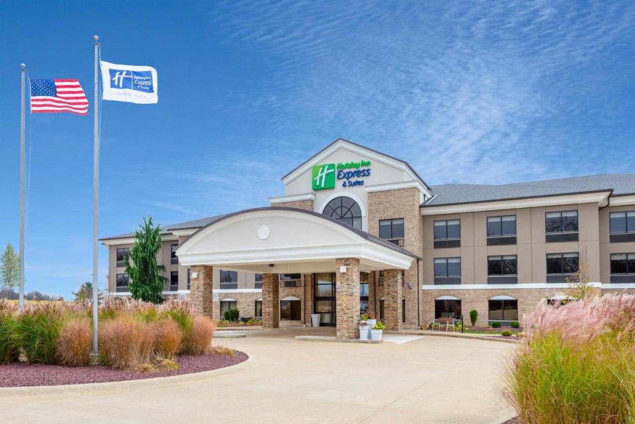 Holiday Inn Express & Suites Wadsworth By Ihg Exteriör bild