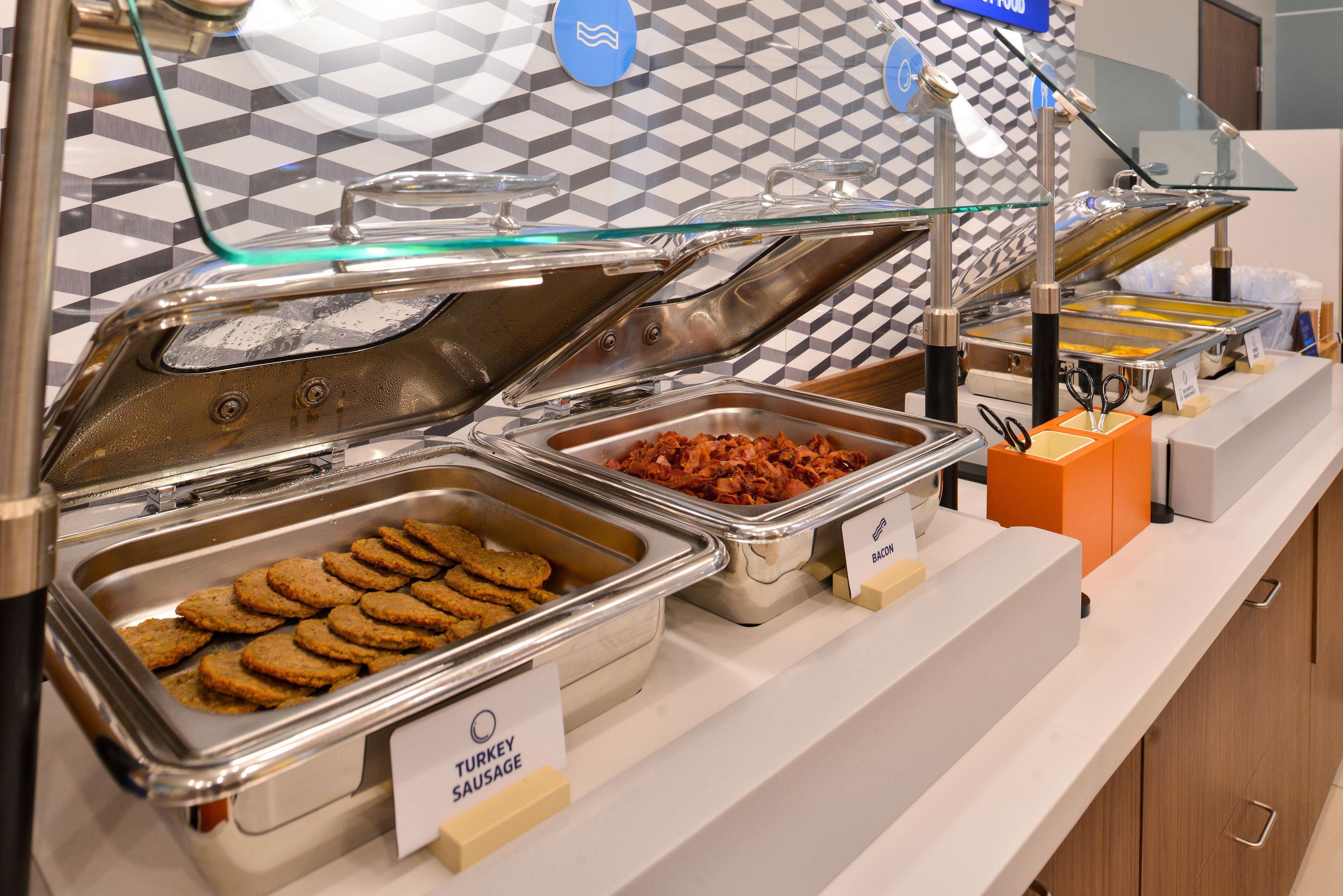 Holiday Inn Express & Suites Wadsworth By Ihg Exteriör bild