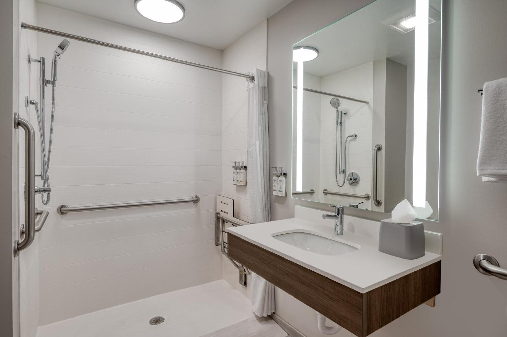 Holiday Inn Express & Suites Wadsworth By Ihg Exteriör bild
